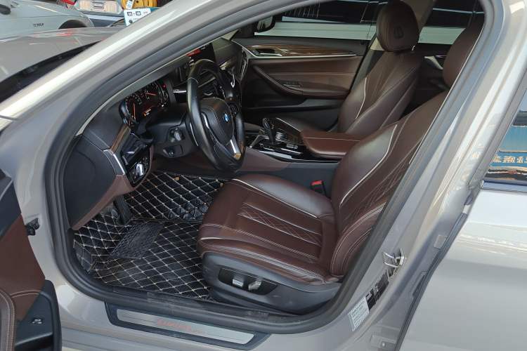 Used BMW 5 Series 2018 530Li Leading Edition Luxury Package