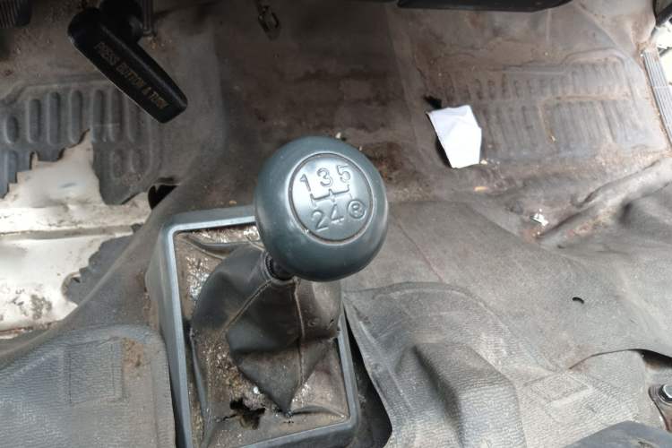 Used King Long Golden Way 2016 2.0L Box Truck 4G20 Gear Lever