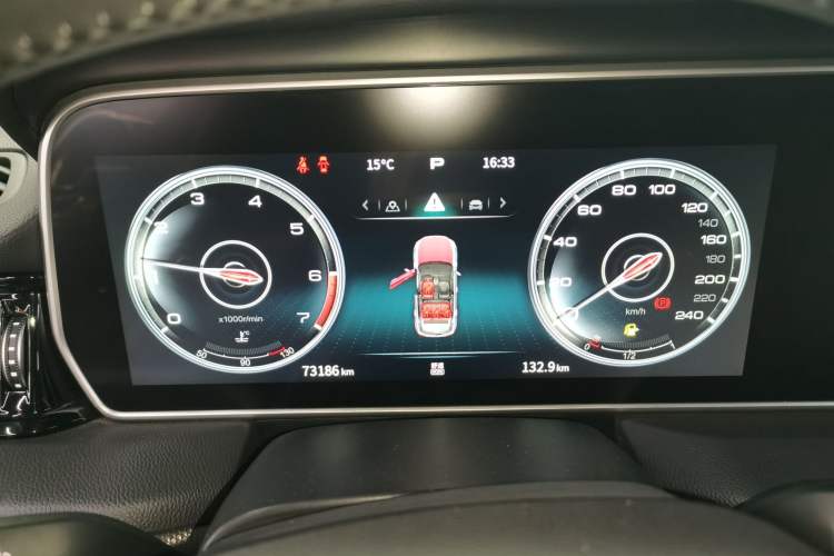 Used Hongqi HS5 2022 Facelifted Version 2.0T Smart Connect Flagship All-Wheel-Drive Edition
