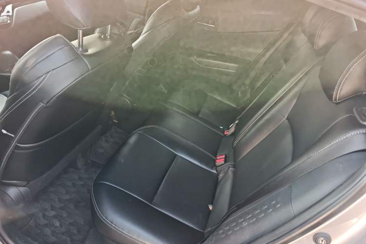 Used Toyota IZOA 2022 Dual-Motor 2.0L Yi Xing Edition
