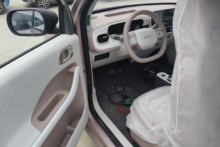 Used Geely Galaxy Panda 2025 210 km – Yuanqi Bear Driver Seat