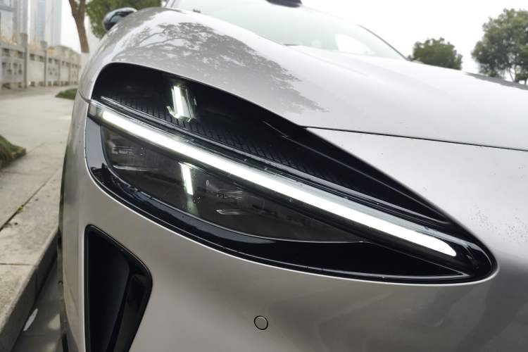 Used Xiaomi Auto YU7 2025 Ultra-Long Range All-Wheel Drive Pro Version
