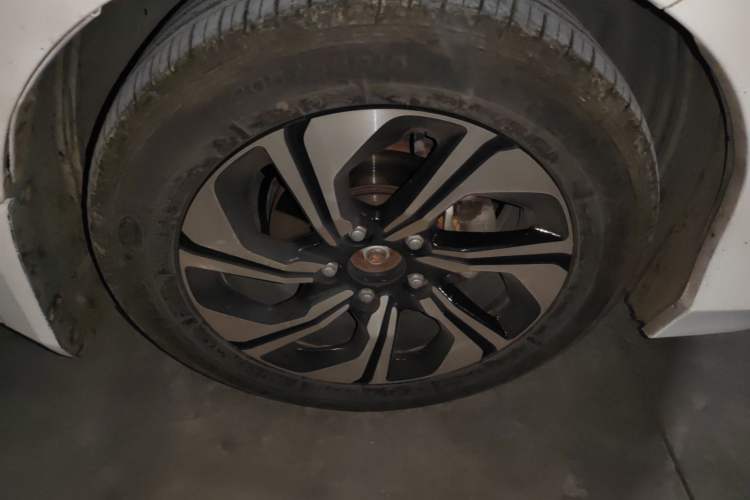 Used Honda Crider 2016 1.8L CVT Comfort Version Right Front Wheel Hub