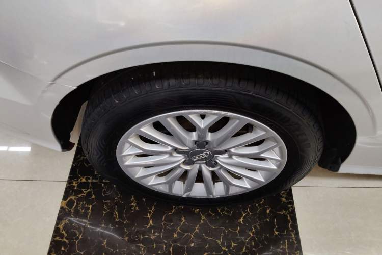 Used Audi A3 2014 Limousine 35 TFSI Automatic Advanced Model
