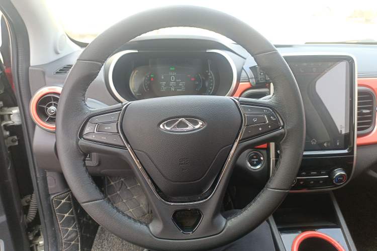 Used Chery QQ Little Ant 2021 200 000-Yuan Ant Fan Edition Talent Version NMC Battery 301 km Steering Wheel