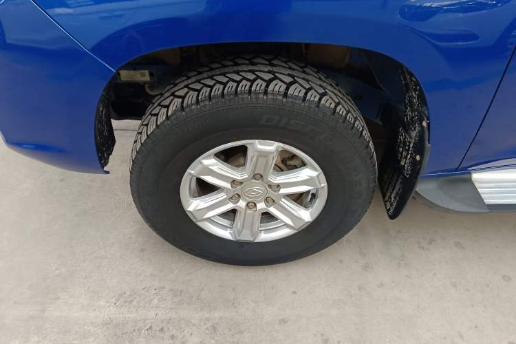 Used SAIC MAXUS T60 2017 2.0T Gasoline Automatic Two-Wheel Drive High-Ride Elite Standard Cabin