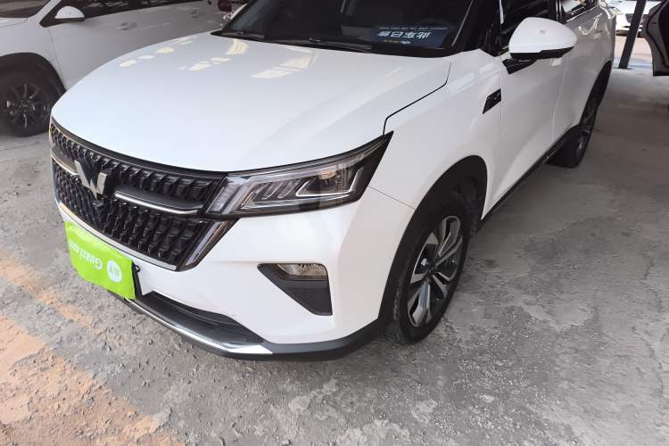 Used Wuling Asta 2022 2.0L DHT Electric-Speed Version