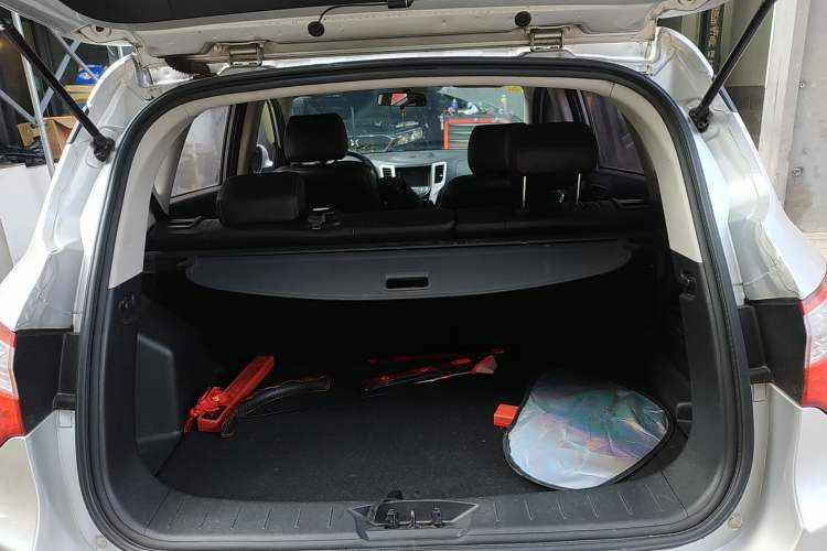 Used CHANGAN CS35 2015 1.6L Automatic Luxury Model China IV Standard
