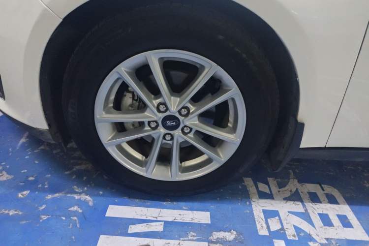 Used Ford Focus 2018 Hatchback Classic EcoBoost 180 Automatic Elite Model