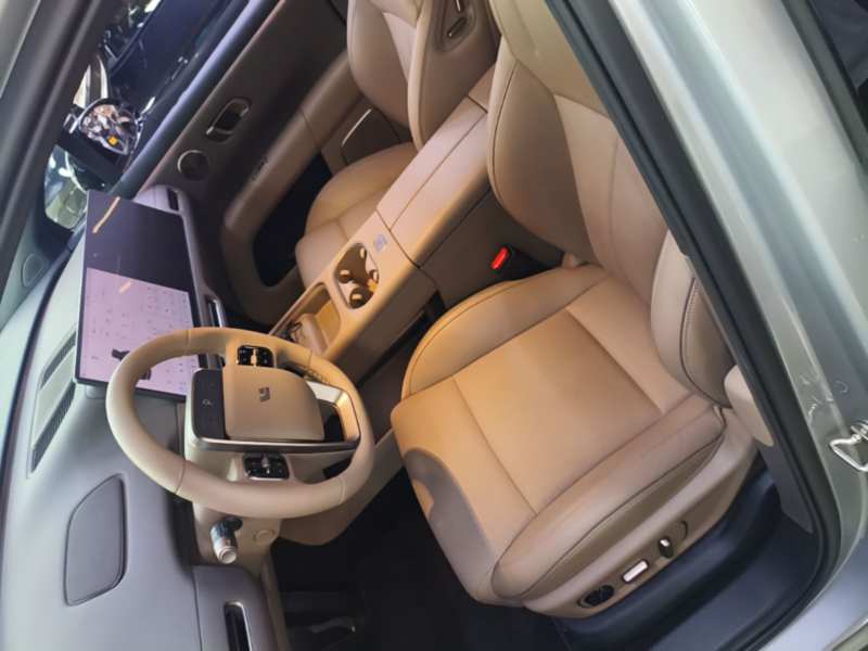 Used Li Auto i6 2025 Model Two-Wheel-Drive Standard Type — 14