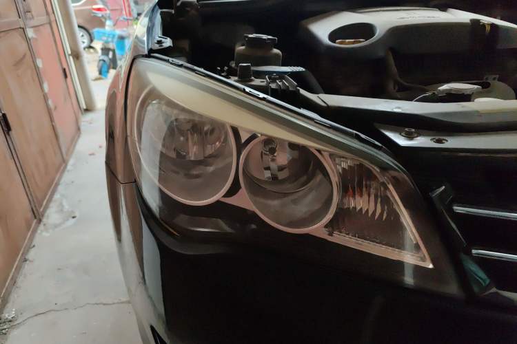 Used Roewe 350 2013 350S 1.5L Manual Xunchi Edition
