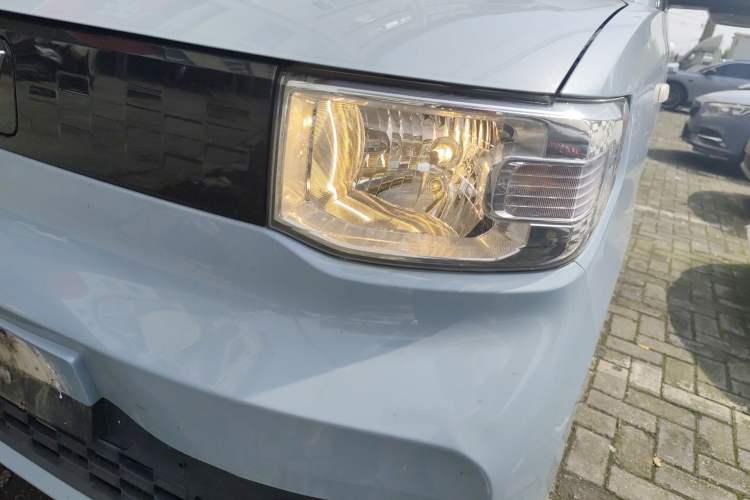 Used Wuling Hongguang MINIEV 2021 Macaron Fashion Model Lithium Iron Phosphate
