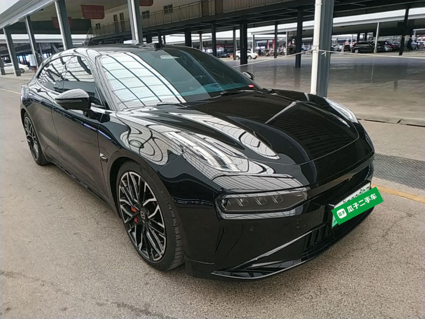 Zeekr 001 2024 YOU Edition 100 kWh All-Wheel Drive — снимка 3