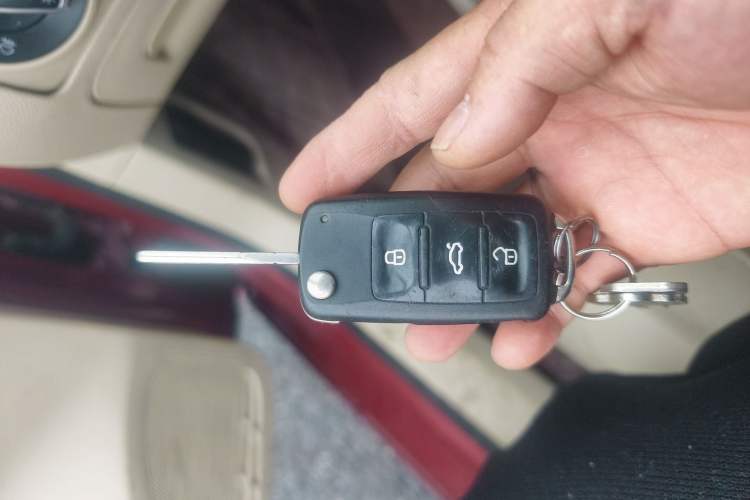 Used Volkswagen Golf 2012 1.6L Automatic Comfort Model Vehicle Key