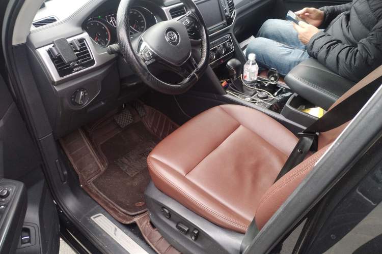 Used Volkswagen Teramont 2017 380TSI Four-Wheel Drive Comfort Edition Left Front Seat