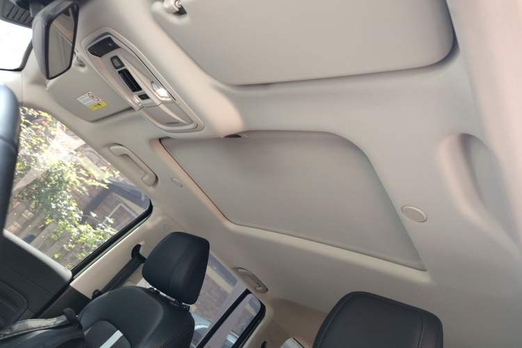 Used Tank 300 2023 City Edition 2.0T—Stylish as Ever
