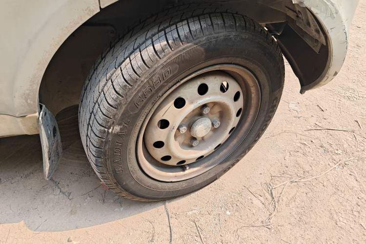 Used Wuling Rongguang 2012 1.2L Extended Basic Version LJY
