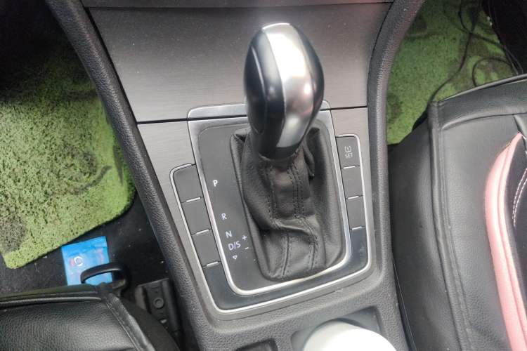 Used Volkswagen Golf 2015 1.6L Automatic Comfort Model