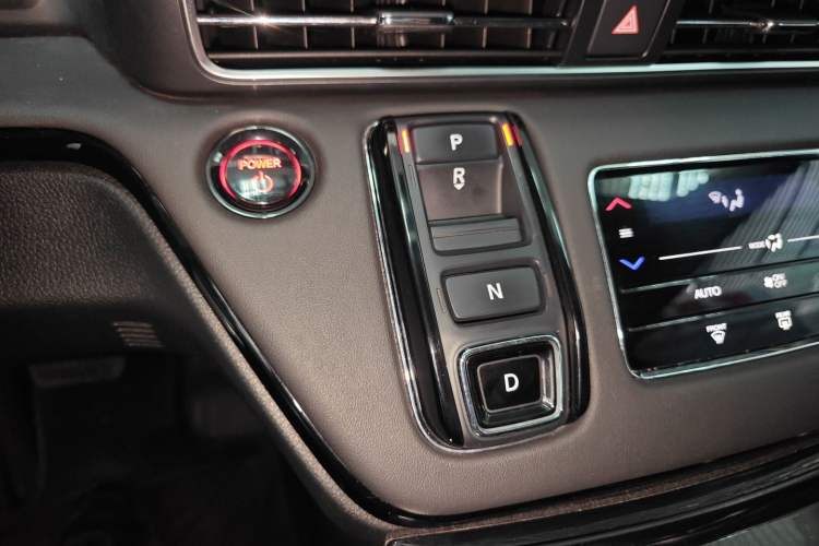 Used Honda Odyssey 2024 2.0L eHEV Sharp & Enjoy Edition