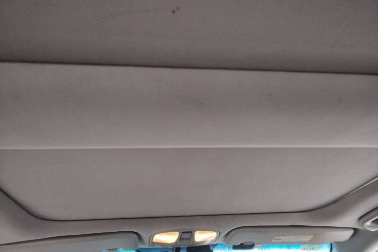 Used Hyundai Sonata 2011 2.0L Automatic Supreme Edition Headliner