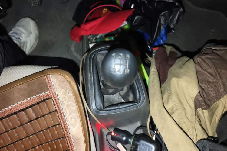 Used Wuling Rongguang 2019 1.2L S Van Standard Model with 5 Seats Gear Lever