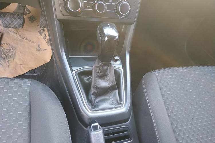 Used Volkswagen Tacqua 2020 1.5L Automatic Shang
