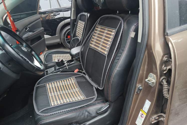 Used BYD S6 2014 2.4L Automatic Prestige 5-Seater