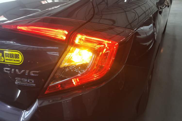 Used Honda Civic 2016 220TURBO Manual Luxury Edition