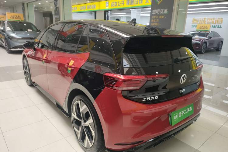 Used Volkswagen ID.3 2026 Smart Edition Advanced Intelligent GTX Kit Model