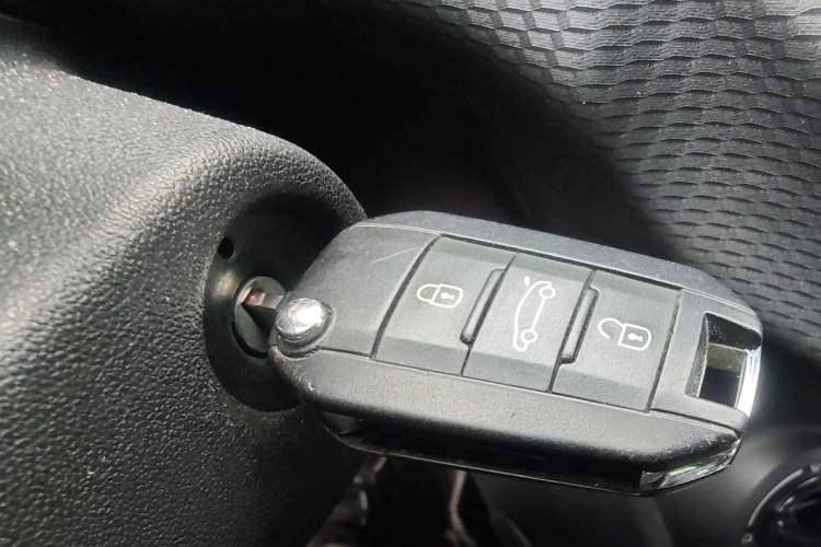 Used Peugeot 2008 2014 1.6L Automatic Trend Edition