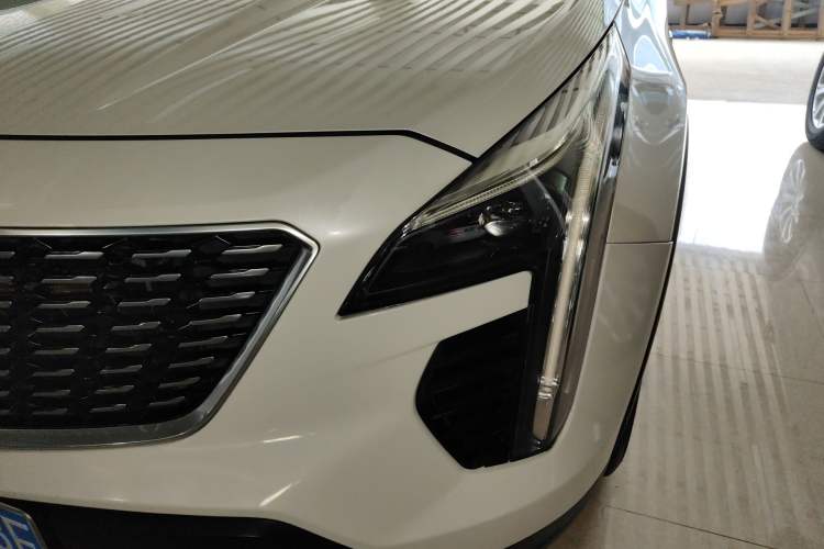 Used Cadillac XT4 2018 28T Four-Wheel Drive Leading Model
