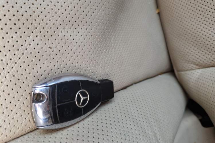 Used Mercedes-Benz S-Class 2008 S 350 L Luxury Model
