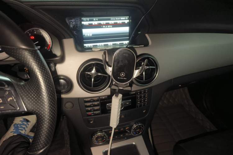 Used Mercedes-Benz GLK-Class 2015 GLK 300 4MATIC Fashion Edition Ultimate Version Audio And AC Panel