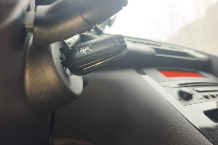 Used Peugeot 3008 2013 2.0L Automatic Trend Edition