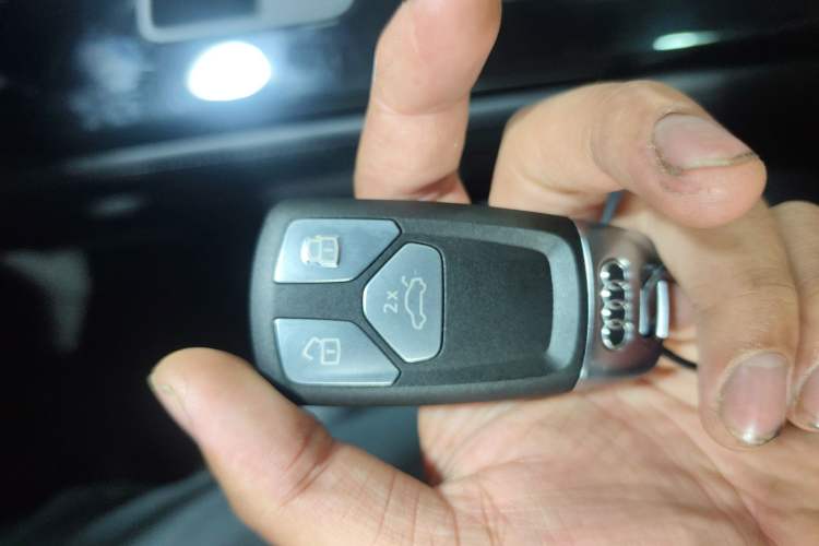 Used Audi A4L 2023 40 TFSI Luxury Dynamic Model