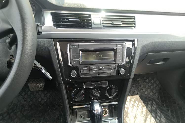 Used Volkswagen Bora 2019 Facelift Bora·Legend 1.5L Automatic Fashion Edition China VI Standard Audio And AC Panel