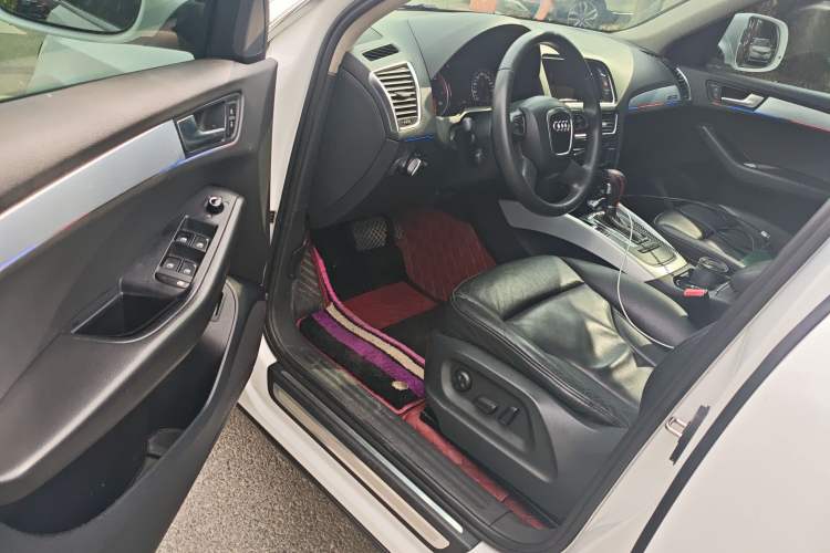 Used Audi Q5 2012 2.0TFSI Technology Model Driver Seat