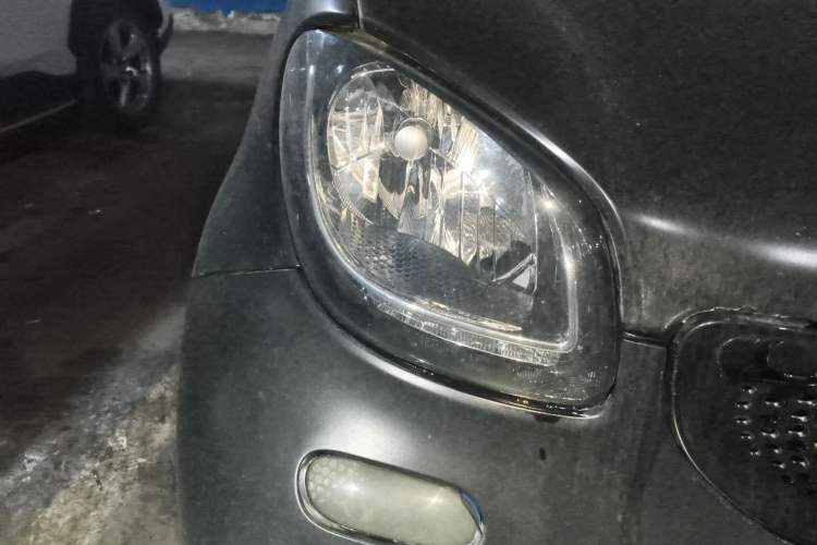 Used smart fortwo 2015 1.0L 52 kW Hardtop Passion Edition