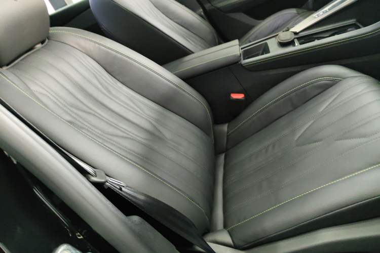 Used Peugeot 408X 2023 Boundary-Free Edition Right Front Seat