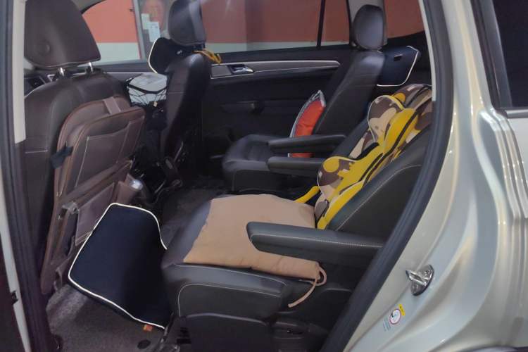 Used Volkswagen Teramont 2019 330TSI Two-Wheel-Drive Luxury Edition China VI Standard
