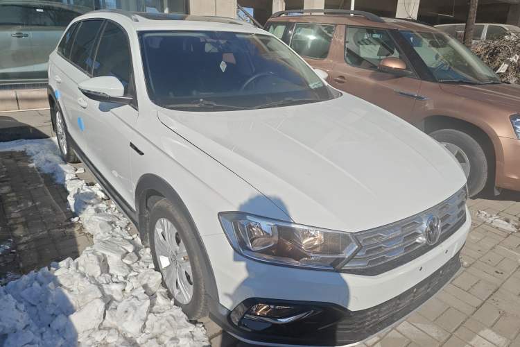 Used Volkswagen C-TREK 2017 1.6L Automatic Comfort Model
