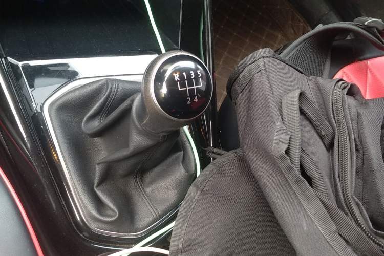 Used Jetta VS5 2022 280TSI Manual Advanced Pro Trim