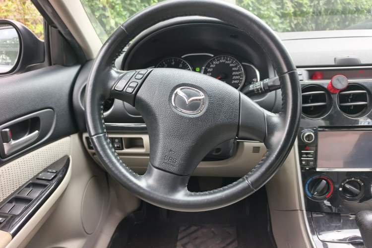 Used Mazda 6 2011 2.0L Automatic Fashion Edition Steering Wheel