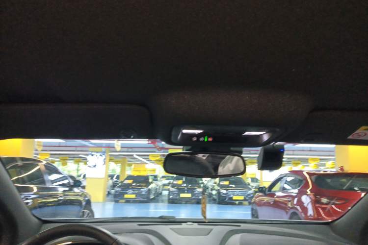 Used Buick VELITE 5 2017 Urban Extended-Range Model Headliner