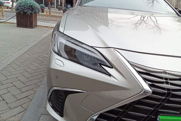 Used Lexus ES 2025 200 Premium Edition