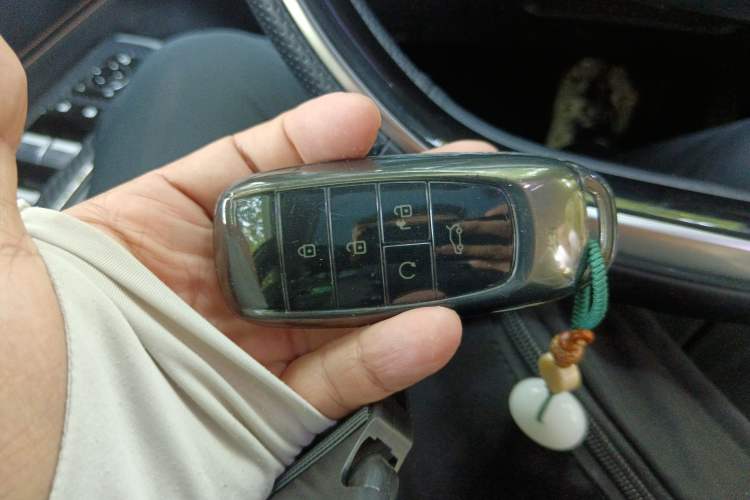 Used AION V 2021 Plus 80 Smart Technology Edition Ternary Lithium Interior 1