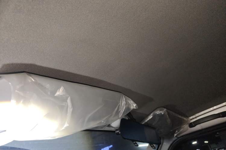 Used Wuling Rongguang 2021 1.5L Extended Standard-Size Window-Sealed Vehicle Air-Conditioned 2-Seater L3C
