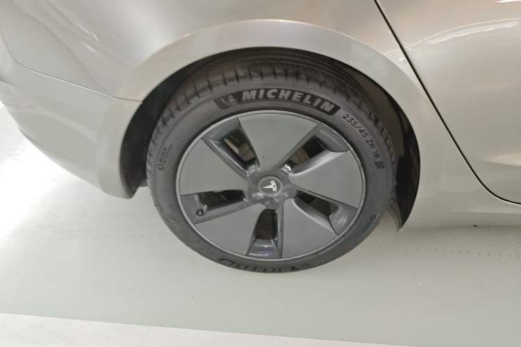 Used Tesla Model 3 2022 Rear-Wheel-Drive Version
