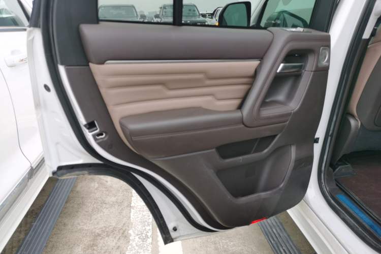 Used BAIC Off-Road BJ60 2022 2.0T May Day Edition Five Seats