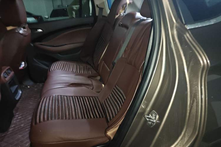 Used Buick Envision 2018 28T Four-Wheel Drive Elite Version